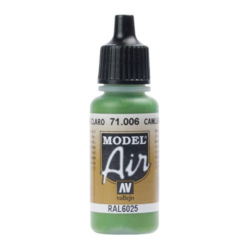 Vallejo - Model Air - Camouflage Light Green 17 ml